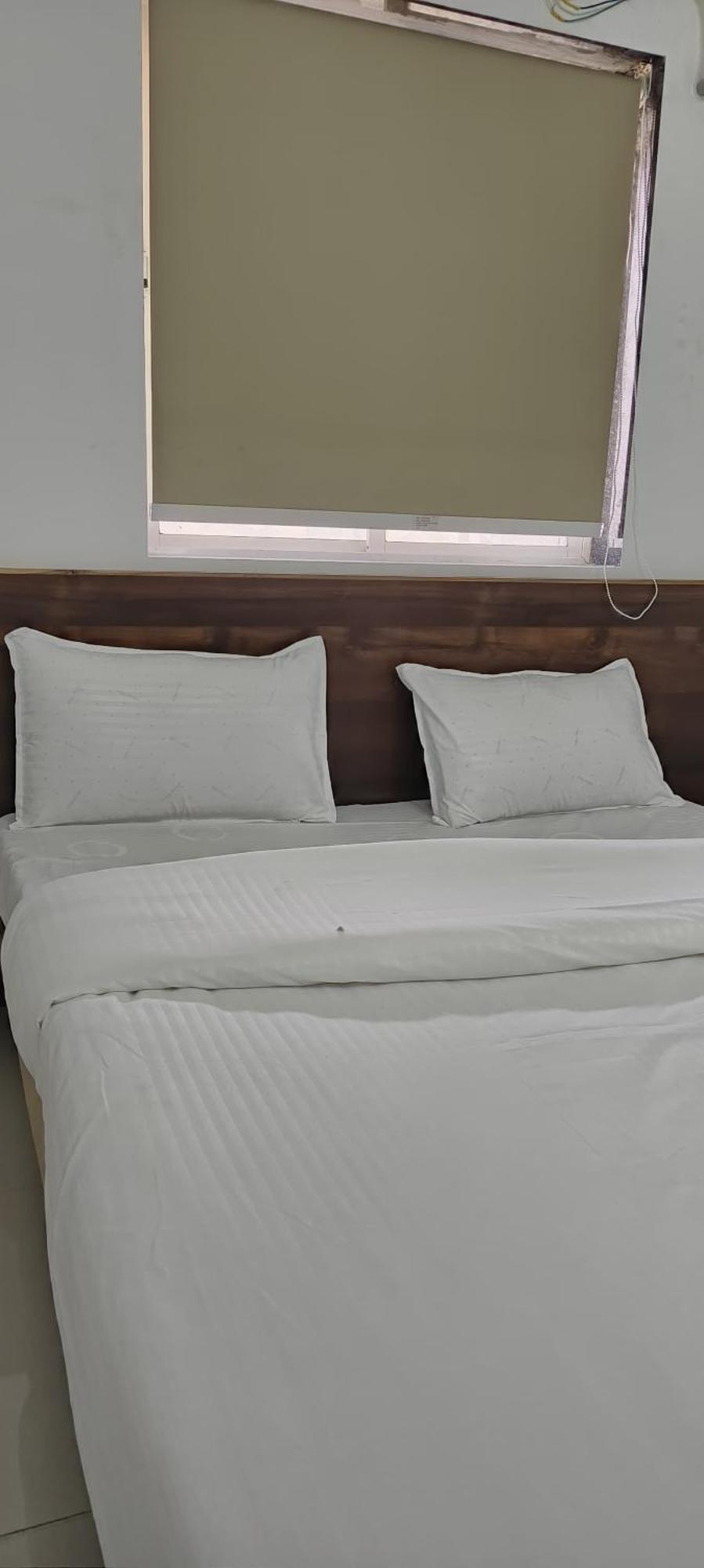 Hotel Royal Night Даман Екстериор снимка